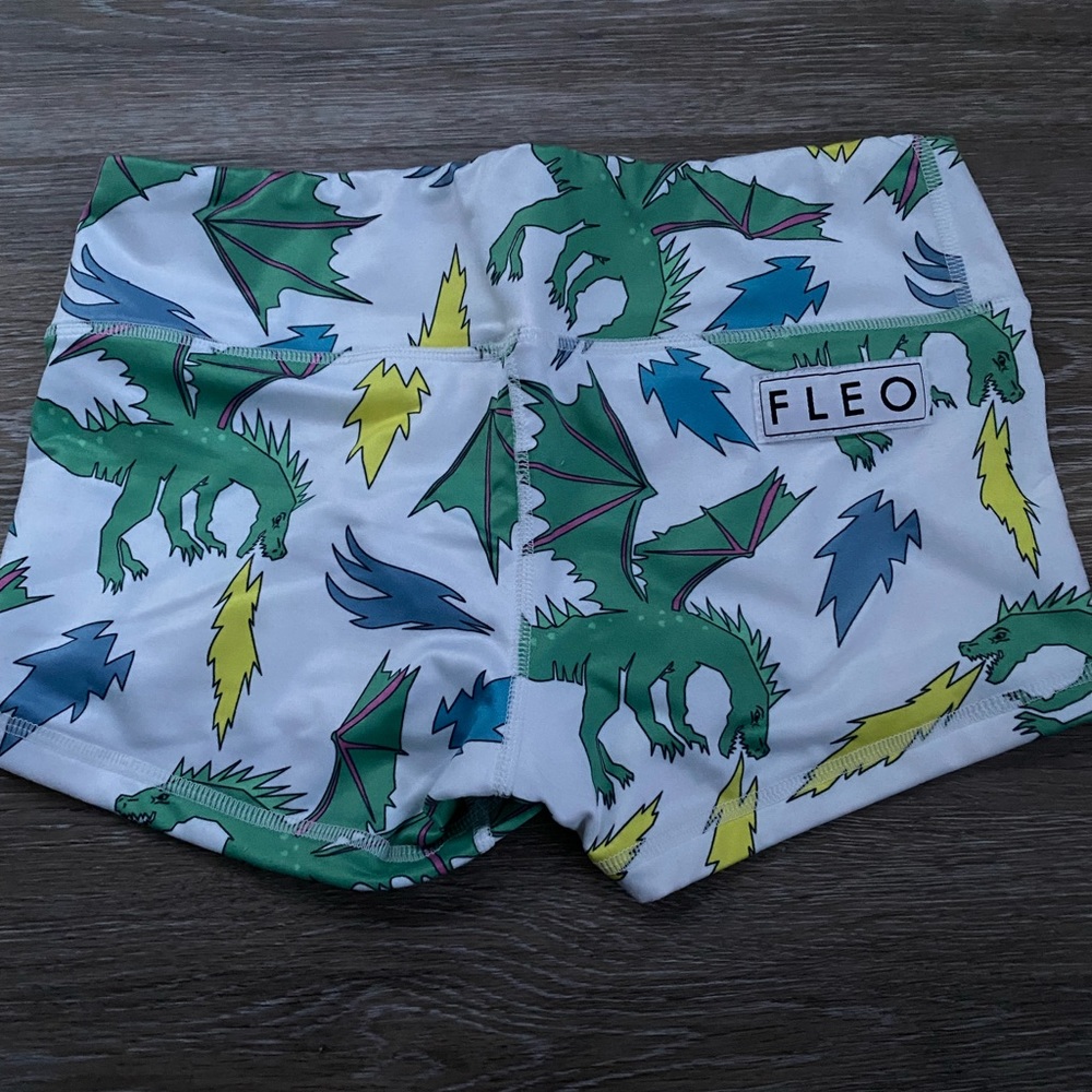 Fleo Dragon Shorts